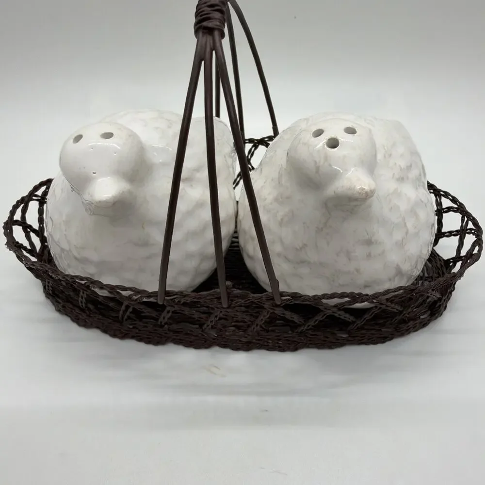 Chicks Birds Salt Pepper Shakers in Wire Country Basket Ceramic
